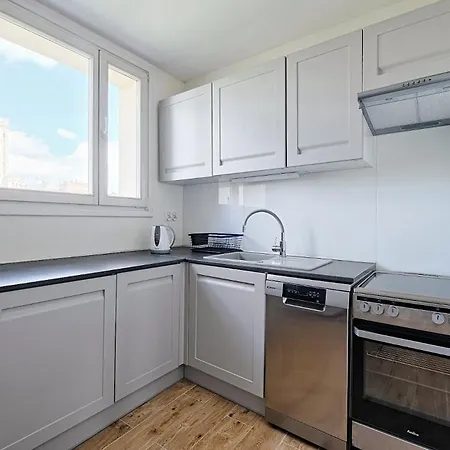 Noctis Center Apartment